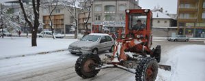 Karaman Belediyesi`nin Kar Temizleme Çalismalari