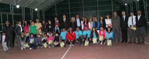 Cumhuriyet Bayrami Tenis Turnuvasi Sona Erdi