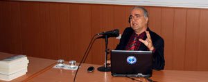 Prof. Dr. Mahmut Tekin, KMÜ’lü Ögrencilere Zaman Yolcululugu Yaptirdi