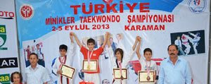 Türkiye Minikler Taekwondo Sampiyonasi Sona Erdi. Erkeklerde Altin, Kizlarda Bronz Madalya Kazandik