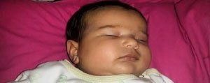  Sisirilen Plastik Eldiven Patlayinca 5 Aylik Bebek Öldü
