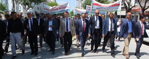 Engelliler Haftasi Dolayisiyla Karaman’da “Biz De Variz” Yürüyüsü Düzenlendi