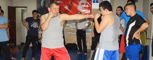 Muay Thai & Kick Boks Kurslari Yogun Ilgi Görüyor