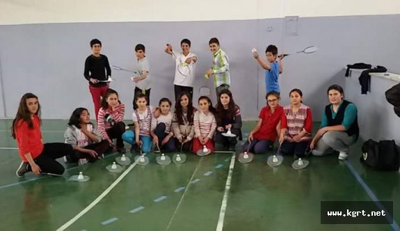 Badminton Sevgisi Ayrancı’da Çığ Gibi Büyüyor