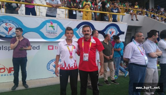 Karamanlı Atlet Berat Ergil Olimpiyat Üçüncüsü Oldu