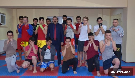 MUAY THAİ’ciler Şehitler İçin Ter Dökecek