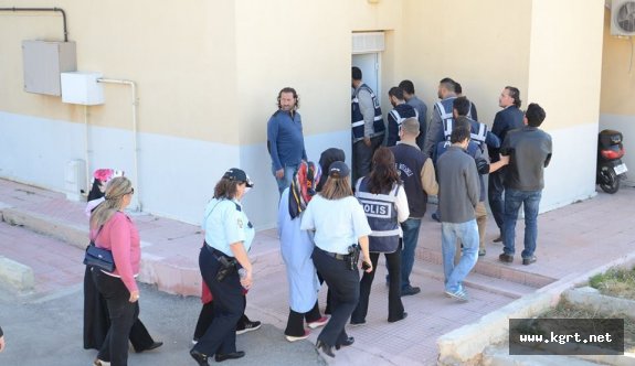 Karaman’da FETÖ/PDY'den gözaltına alınan 16 sağlık çalışanı adliyeye sevk edildi