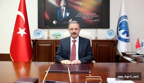 Rektör Sabri Gökmen’in 29 Ekim Cumhuriyet Bayramı Mesajı