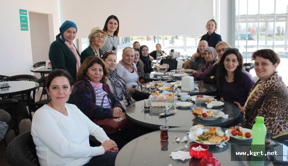 Türk Kadınlar Birliği Boş Durmuyor