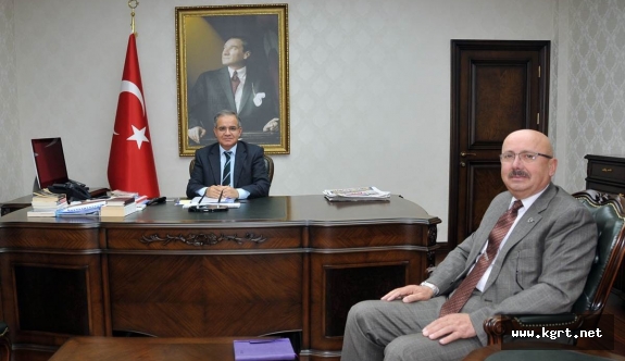 Belediye Başkanı Hayri Samur’dan Vali Tapsız’a Ziyaret