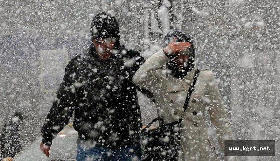 Kuvvetli Yoğun Kar Yağışı İle Birlikte Kuvvetli Rüzgar Bekleniyor
