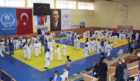 Okullararası Judo Grup Müsabakaları Tamamlandı