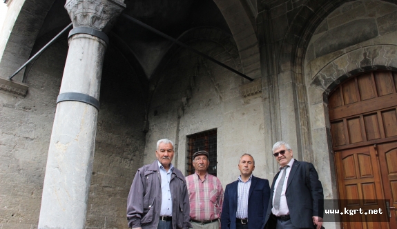 Karaman’da Tarihi Caminin İbadete Açılması İsteniyor