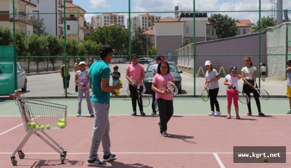 Karaman’da Tenise Yoğun İlgi