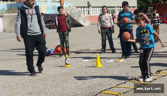 Anafartalar Ortaokulu’nda Hentbol Çalışmaları Başladı