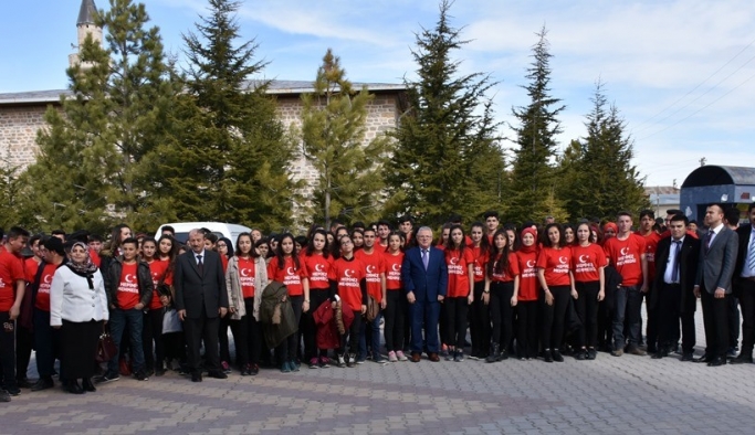Akçaşehir Çok Programlı Anadolu Lisesinden Mehmetçiğe Destek