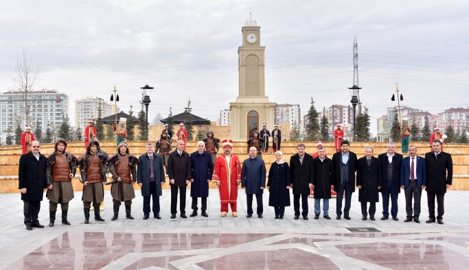 Konya'da Bulunan Belediye Başkanları Tarihi Ve Kültürel Mekanları İnceledi