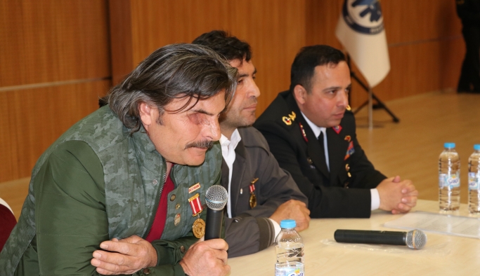 Karaman'da "Şehit ve Gazilere Saygı" Konferansı