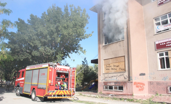 Kullanılmayan Eski Hastane Ek Binasında Yangın Çıktı