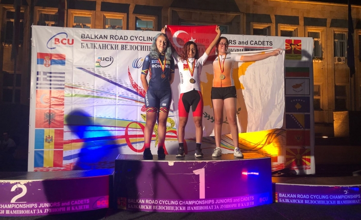 Bisiklet Sporcusu Azize Bekâr Balkan Şampiyonu Oldu
