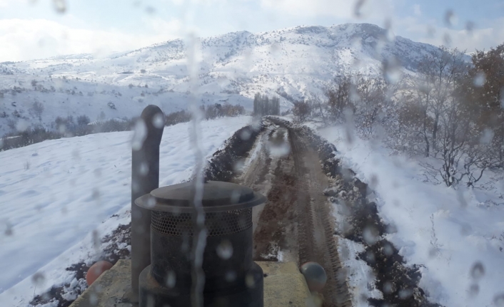 Kardan Kapanan Köy Yolları Ulaşıma Açıldı