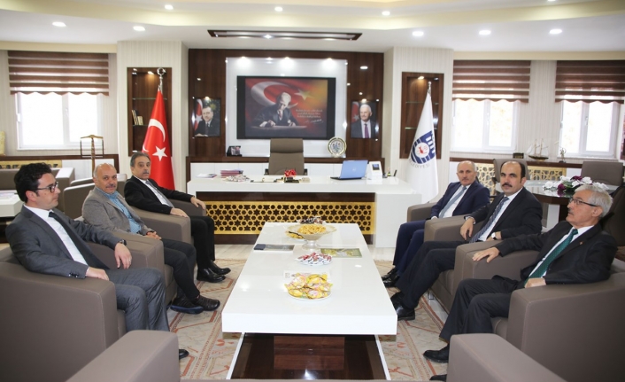 Konya Valisi Ve Konya Büyükşehir Belediye Başkanı’ndan Başkan Çalışkan’a Ziyaret     