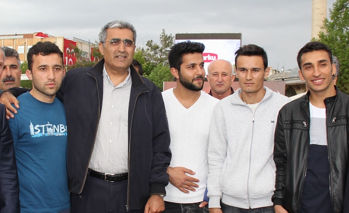 Konuk: “En Büyük Gücümüz, Gençliğimiz ve Gençlerimizdir”