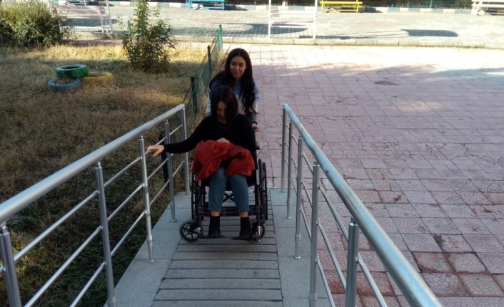 Karaman’da  Gençler Engelli Kardeşlerini Unutmadı