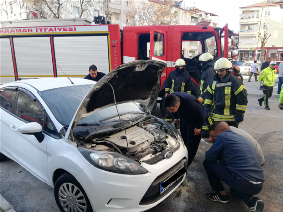 Karaman’da Otomobil Yangını Büyümeden Söndürüldü
