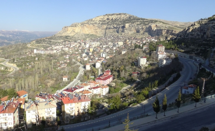  Ermenek’te 27 Kişinin Yaşadığı Apartman Karantinaya Alındı