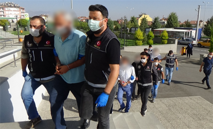 Karaman’da FETÖ/PDY Yeni Yapılanmasına Eş Zamanlı Operasyon: 10 Gözaltı