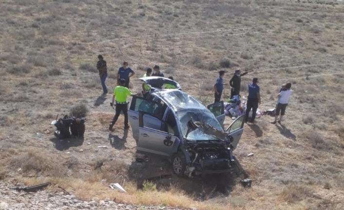 Karaman'da Otomobil Takla Attı: 10 Yaralı