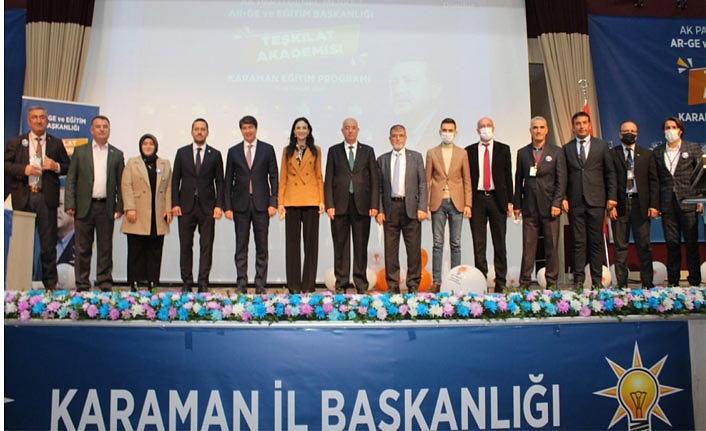 Karaman’da AK Parti'nin "Teşkilat Akademisi" Eğitimi Başladı