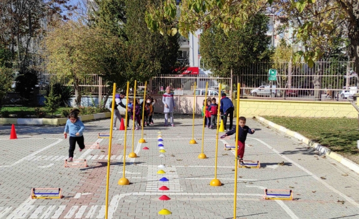 Karaman’da Geleceğin Sporcuları Atletizmle Buluşuyor