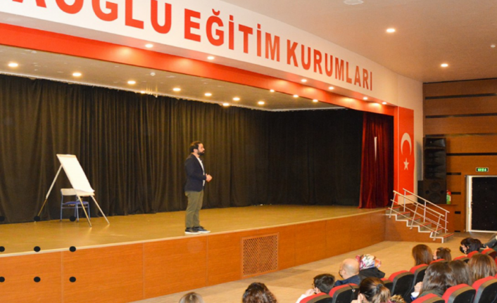 Özel Babaoğlu Koleji Ailelere Yönelik Seminer Düzenledi