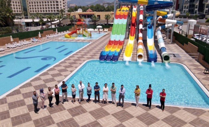 Bera Alanya Otel 30 Milyon TL’lik Yeni Aile Havuzunu Hizmete Aldı