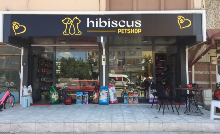 Karaman’da ‘Hibiscus Petshop’ Açıldı