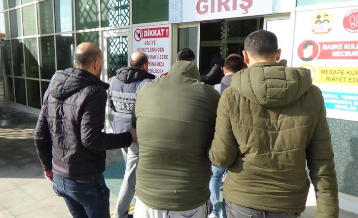 Karaman'da Uyuşturucudan Gözaltına Alınan 10 Kişi Tutuklandı