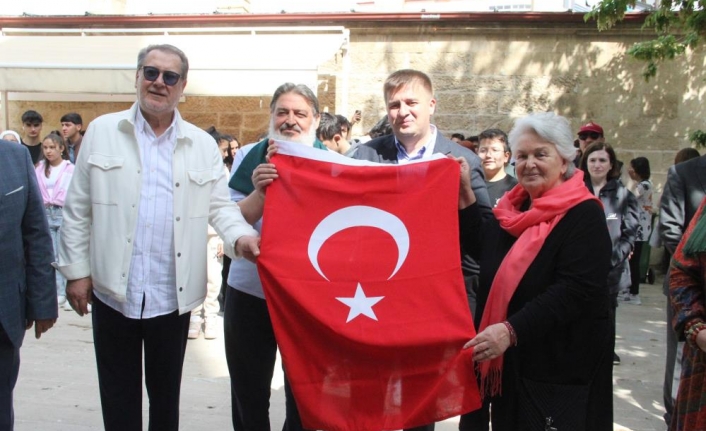 Karaman'dan Konya'ya Sevgi ve Barış Yürüyüşü