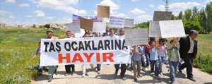 Dereköy Köylülerinden Tas Ocagi Eylemi