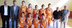 Esnaf Barisspor Bayan Basketbol Takimi Samsunspor’u...