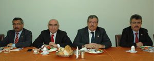 Karaman’da MHP’li Belediye Baskanlari Partiden...