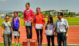Karamanlı Atletler Madalyalarla Döndü
