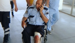 Bıçaklı Saldırgan Polisi Yaraladı