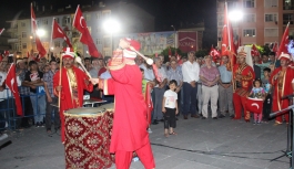 Karaman’da Mehter Takımı Demokrasi Nöbetine Renk...