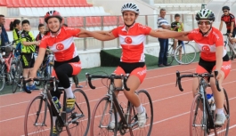 Karamanlı Bisikletçiler Sivas’ta Şampiyonluk...
