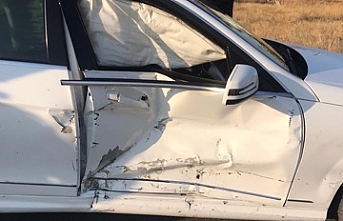 2 Otomobilin Karıştığı Kaza'da 2 Kişi Yaralandı