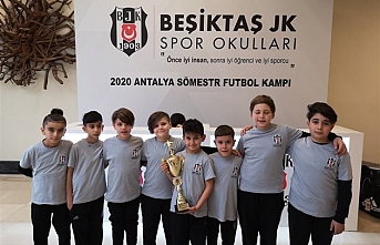 Karaman Beşiktaş Futbol Okulu Şampiyon