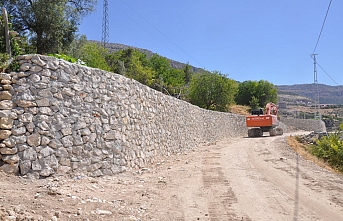 Ermenek’te Duvar Yapım Çalışmalarının Bir Kısmı Tamamlandı