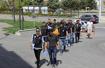 Karaman’da Uyuşturucudan 5 Kişi Tutuklandı